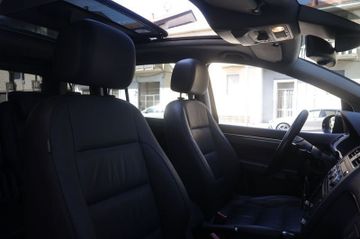 Volkswagen Touran - 8