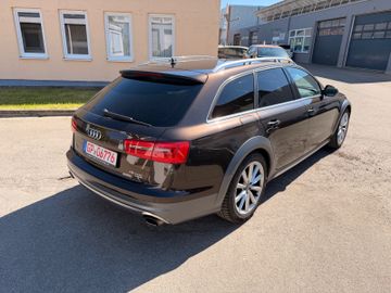 Audi A6 Allroad - 6