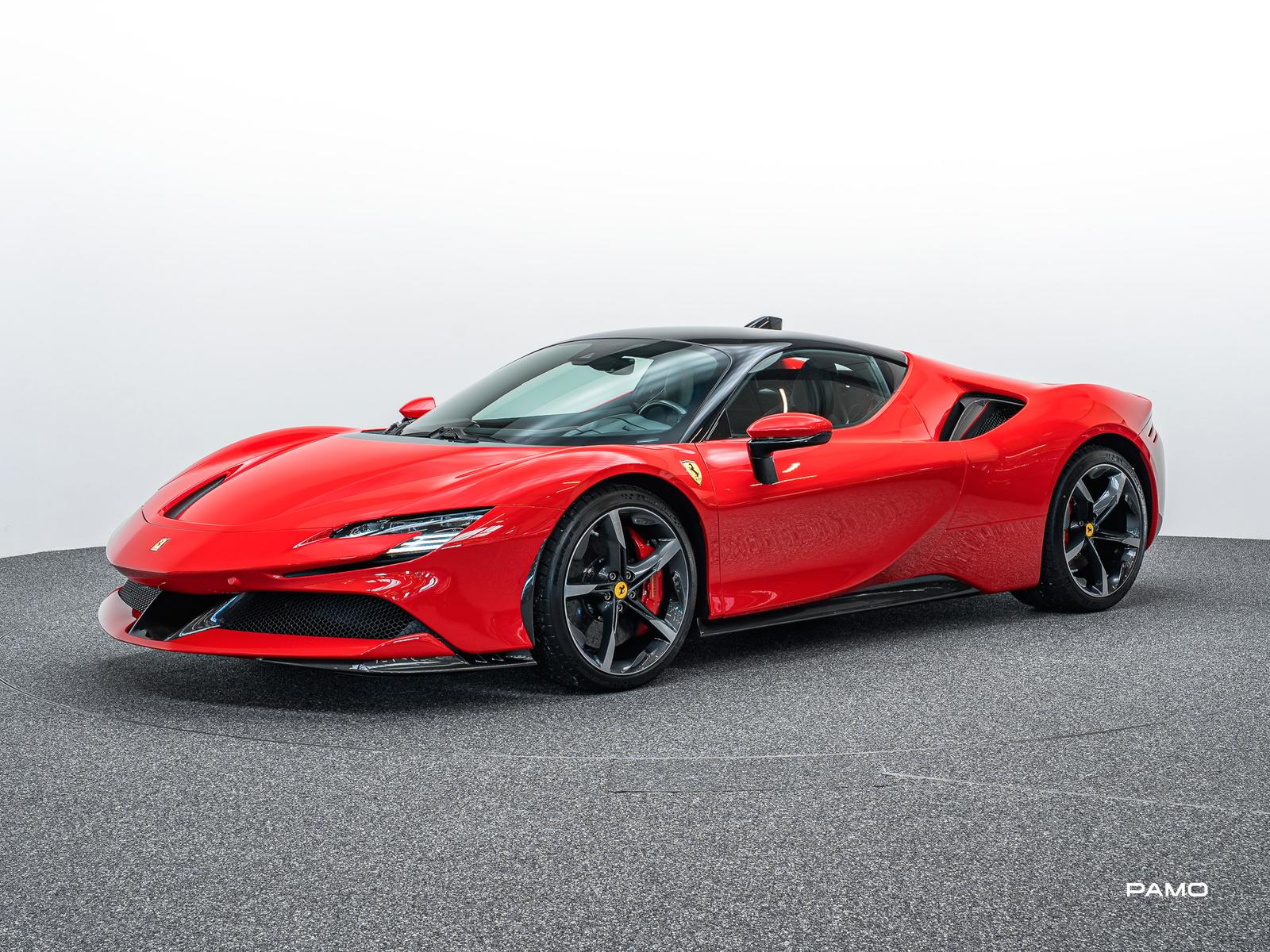 Ferrari SF90 Stradale | Lift, Carbon, Warranty