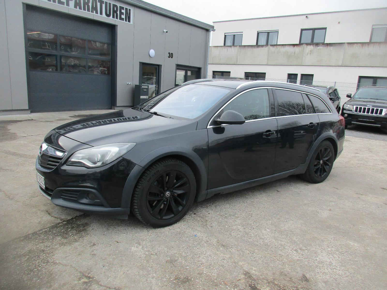 Opel Insignia A Country Tourer Basis 4x4 Navi, AHK !!