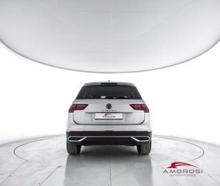 Volkswagen Tiguan - 6