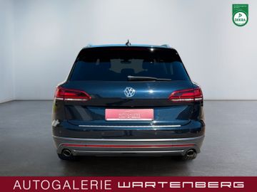 Volkswagen Touareg - 4