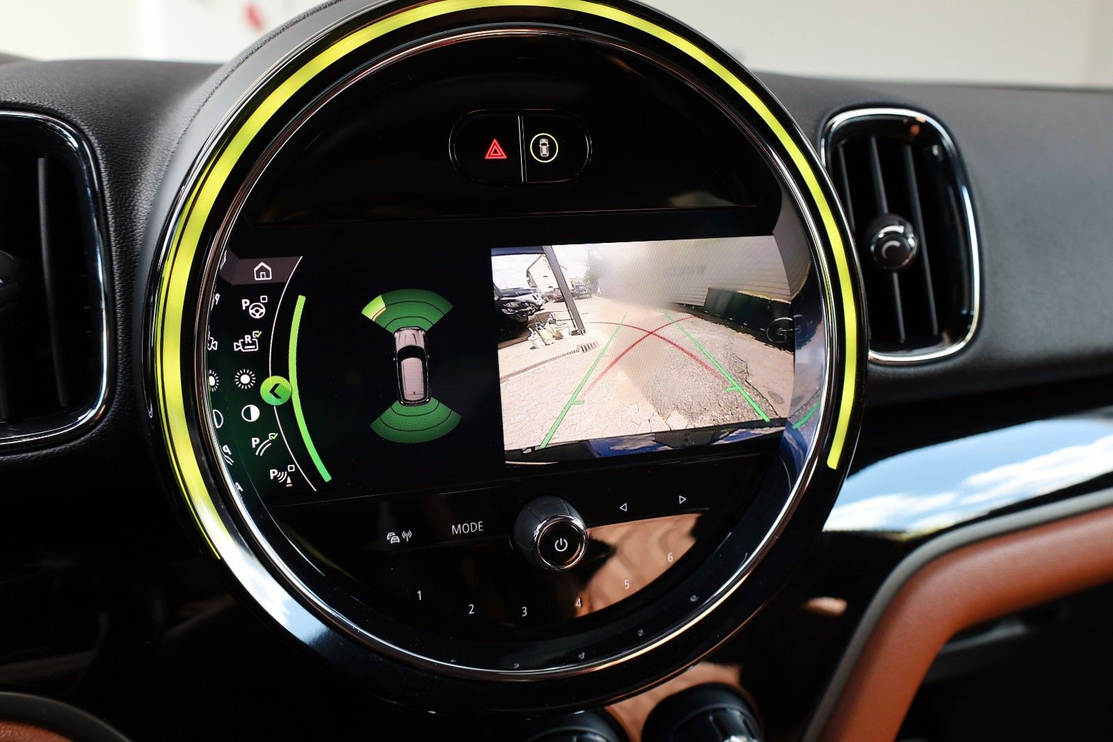 Fahrzeugabbildung MINI Countryman Cooper SD Leder,Navi,LED,Panorama,Kam