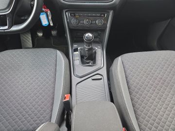 Volkswagen Tiguan - 12