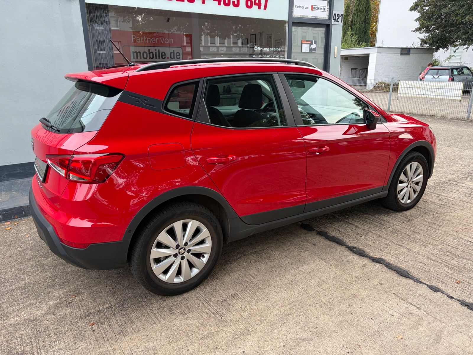 Fahrzeugabbildung SEAT Arona Style Automatik+NaviZB+1.Hand+Klima+Allw.