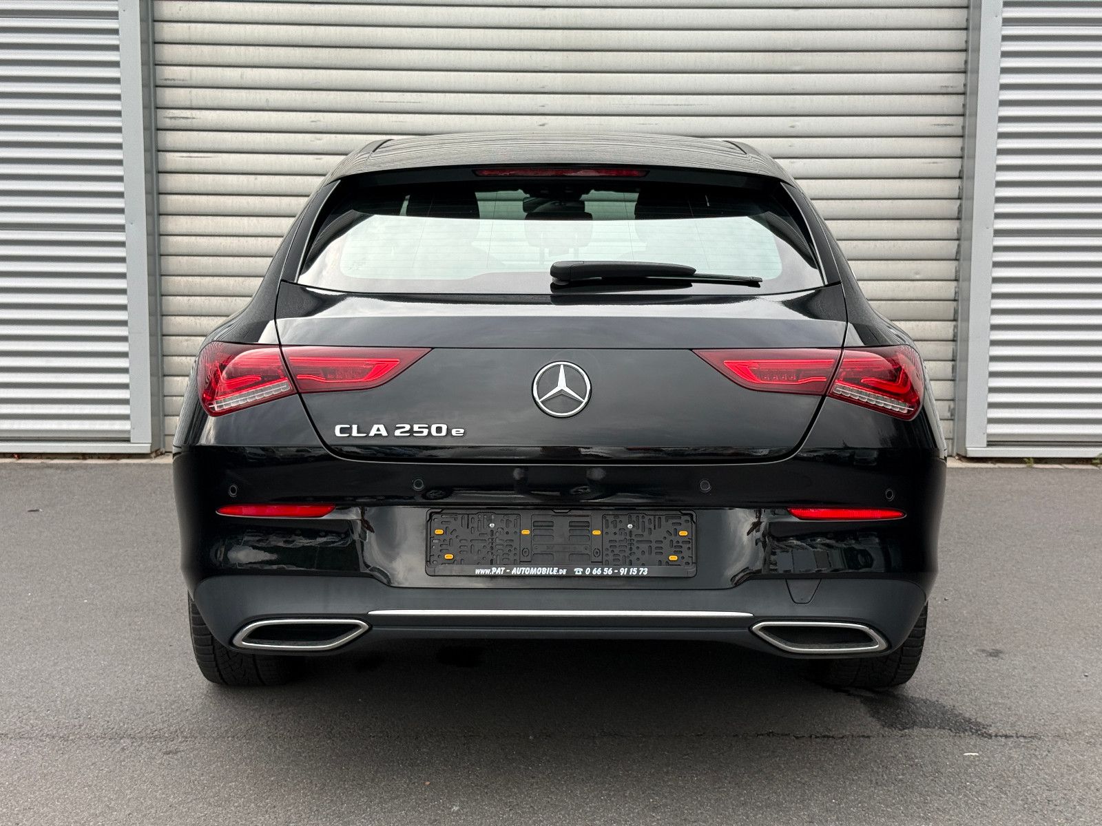 Fahrzeugabbildung Mercedes-Benz CLA 250e Shooting Brake Aut Leder Navi LED SHZ