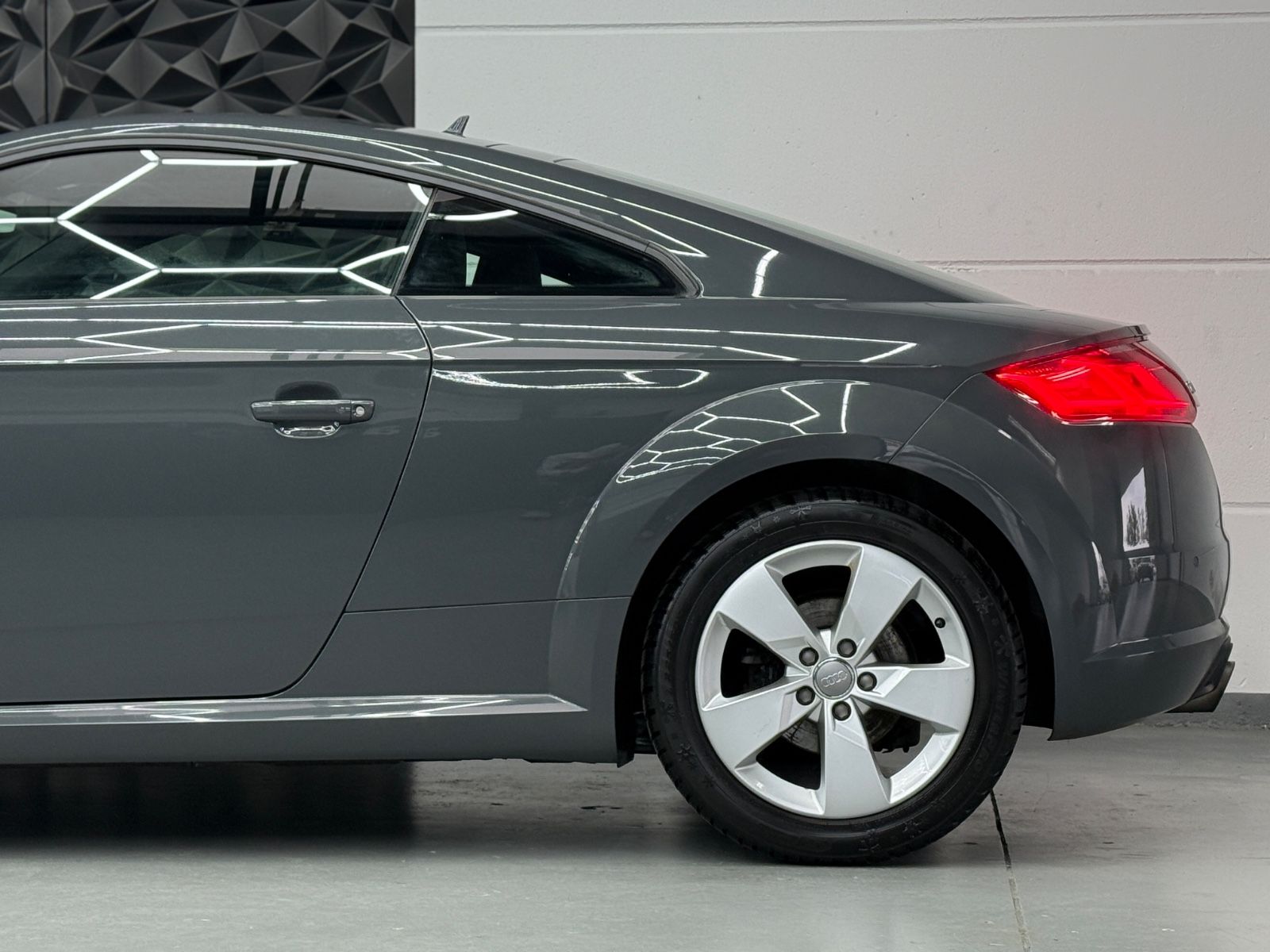 Audi TT Coupe 2.HAND*VIRTAUL TACHO*8-FACH*KEYLESS*SZH foto 5