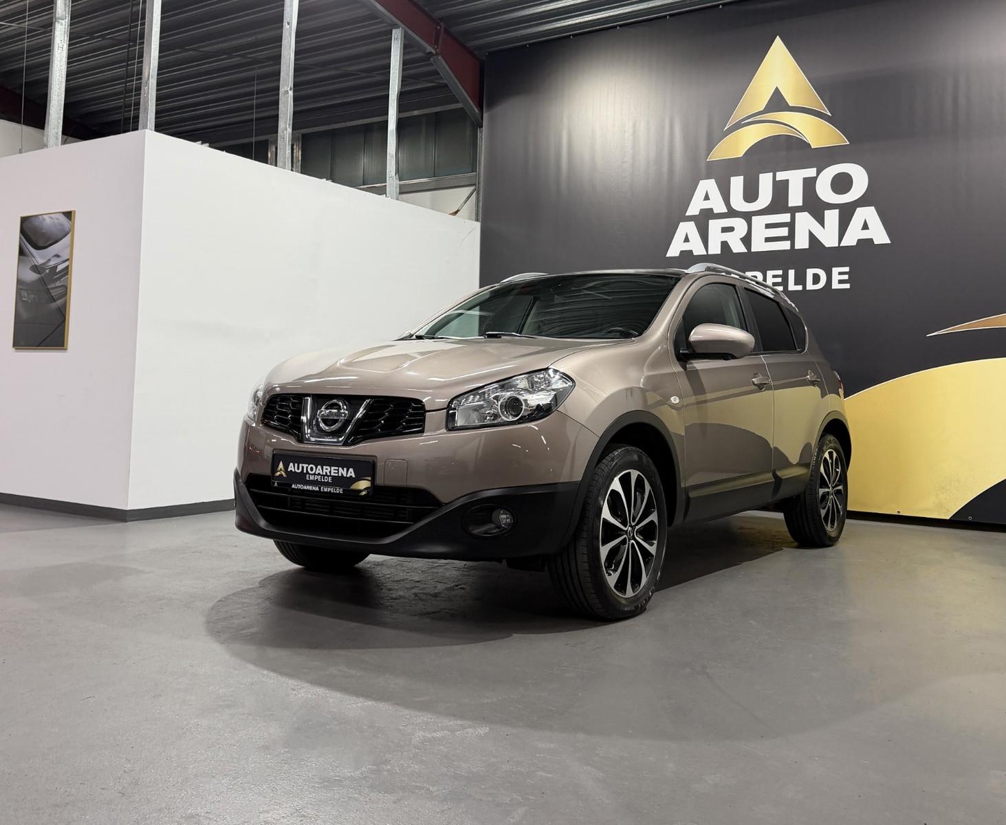 Nissan Qashqai I-Way 4X4 *Pano*Navi*Kamera*AHK*
