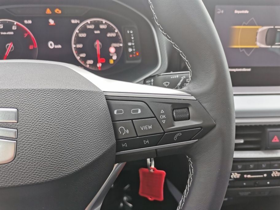 Fahrzeugabbildung SEAT Arona Style 1.0 TSI + SHZ + DAB + NAVI