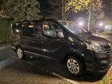 Renault Zu verkaufen  8sitze plus Fahrer 5.99m lang - Renault Trafic in Freiburg