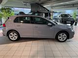 Volkswagen Golf VIII 1.0 TSI+Panoramadach Matrix LED+ACC - Volkswagen Golf: Limousine