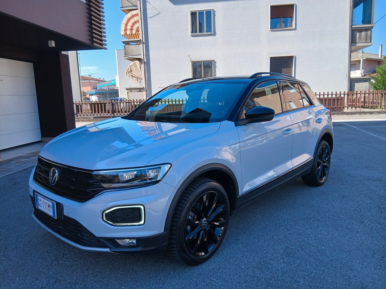 Volkswagen T-Roc 1.5 TSI ACT DSG Advanced BlueMo imagem 2