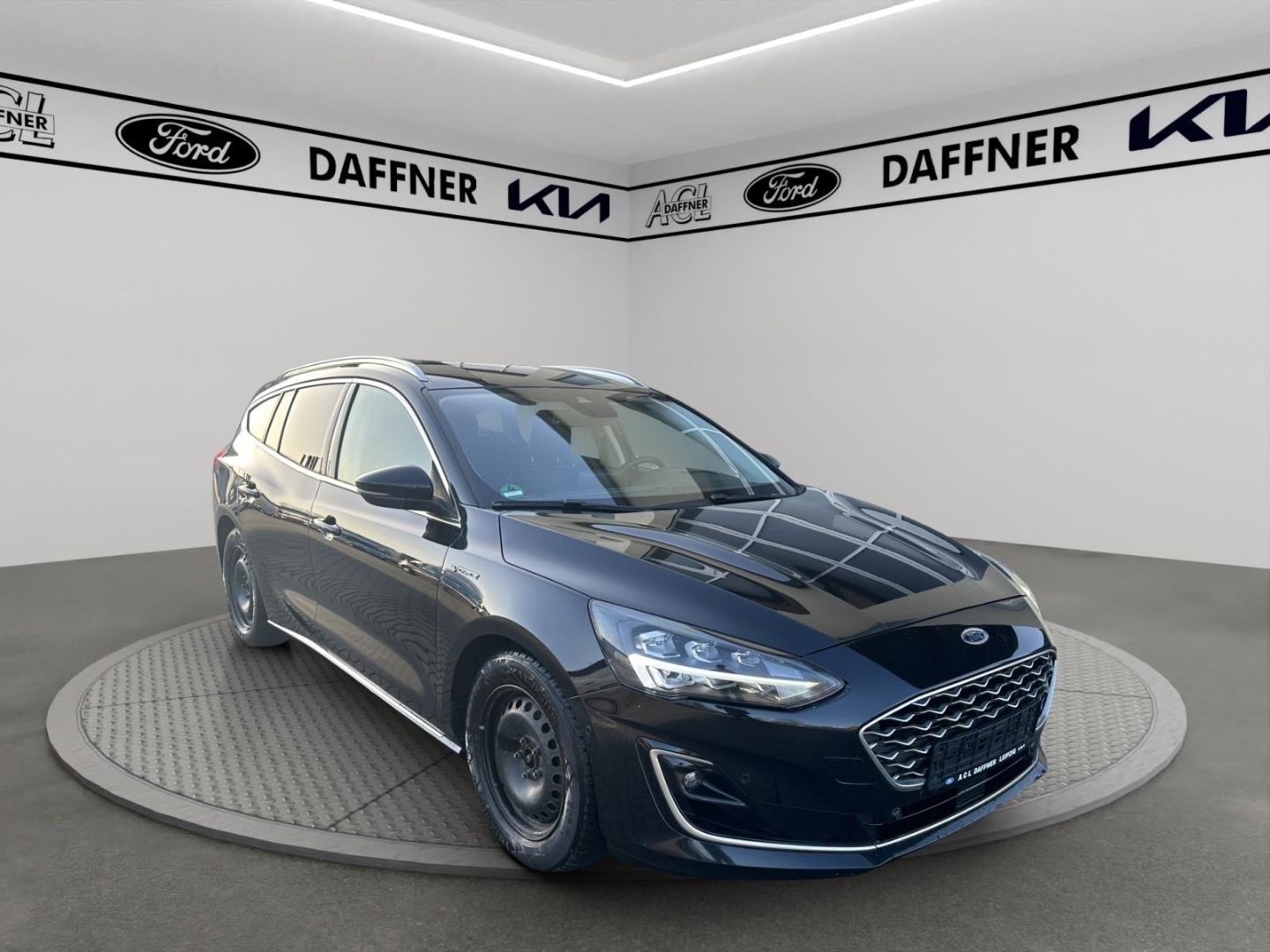 Fahrzeugabbildung Ford Focus Turnier 2.0 EcoBlue Vignale HÄNDLER/EXPORT