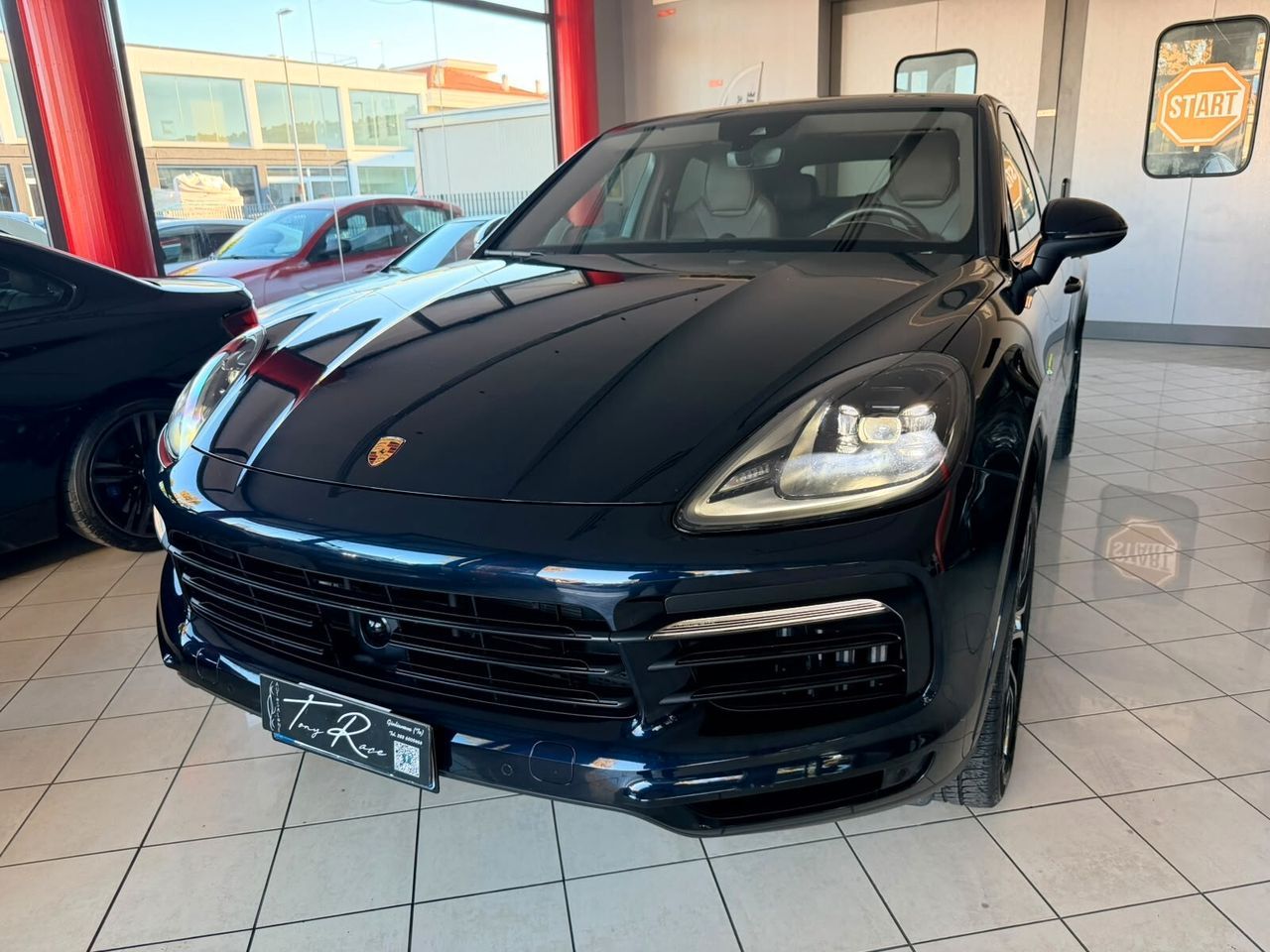 Other Porsche Cayenne Coupé 3.0 V6 E-Hybrid PLATINUM I imagem 2