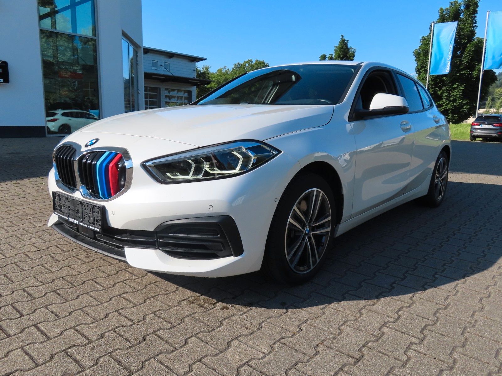 BMW 120i Advantage