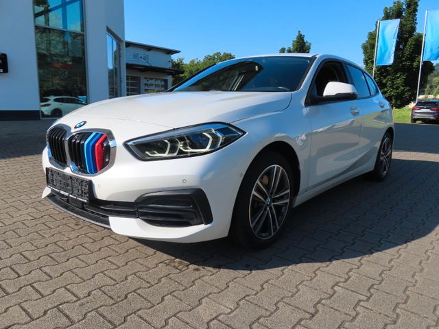 BMW 120i Advantage