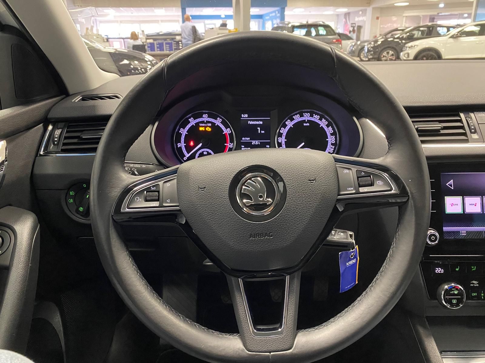Fahrzeugabbildung SKODA Octavia Ambition 1.5 TSI APP+KLIMA+PDC+SITZHEIZ+