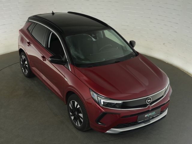 Grandland ELEGANCE AT+ANHÄNGERKUPPLUNG+LED MATRI