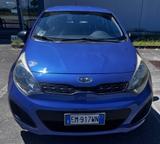 Kia Rio - Kia Rio aus 2012 mit Diesel-Antrieb