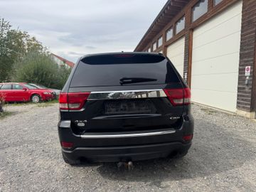 Jeep Grand Cherokee - 8