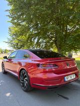 Volkswagen Arteon 2.0 TDI SCR 176kW DSG 4MOTION R-Line ... - rote Volkswagen Arteon
