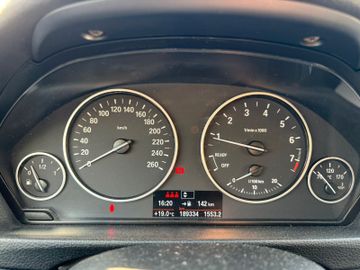 BMW 320 - 11