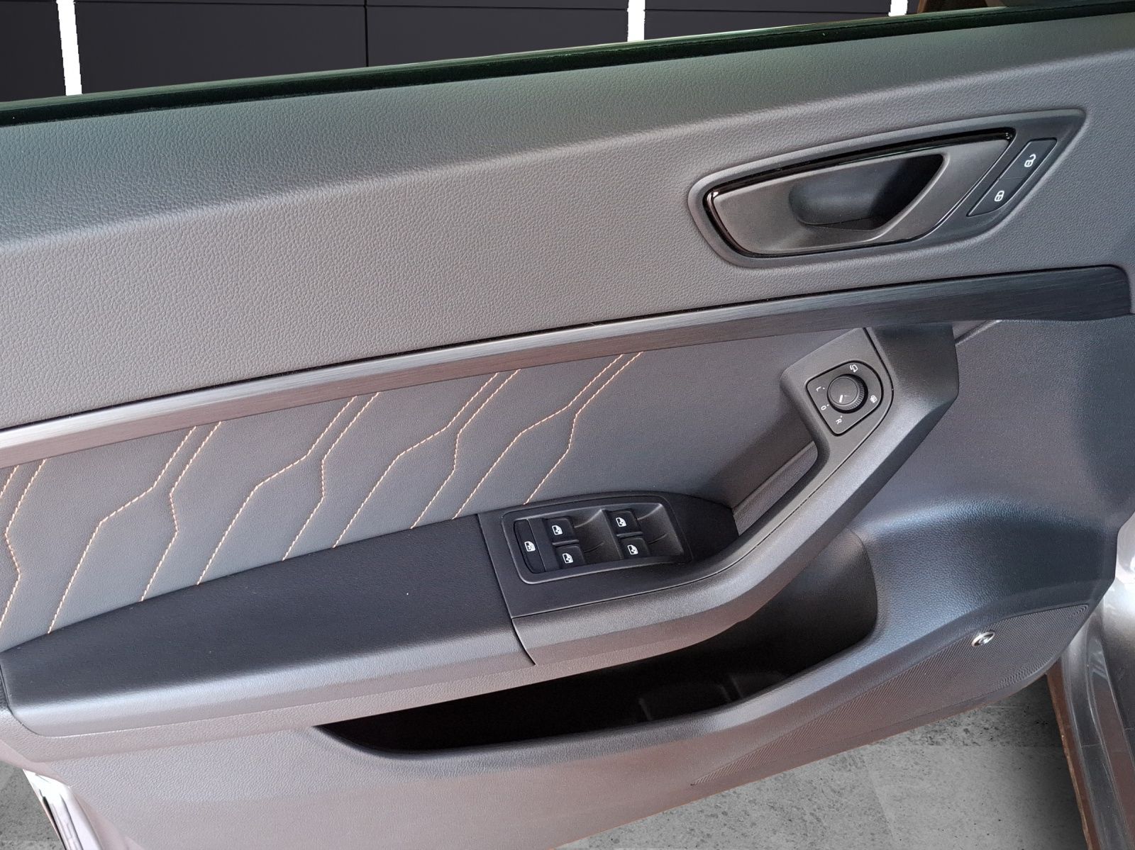 Fahrzeugabbildung CUPRA Ateca VZ DSG 4Drive LED Navi AID ACC RFK Beats S