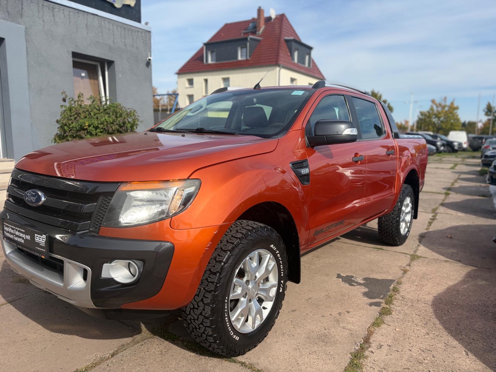 Ford Ranger Wildtrak Double Cab 3.2 TDCi 5 cyl. 200 ch BVA 4x4 / Attelage 3,35 t / Cuir / GPS / Caméra de recul