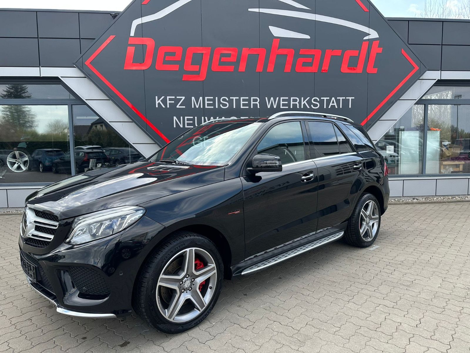MERCEDES-BENZ GLE 400 GLE GLE 400 4Matic LED ACC 360° AHK Head