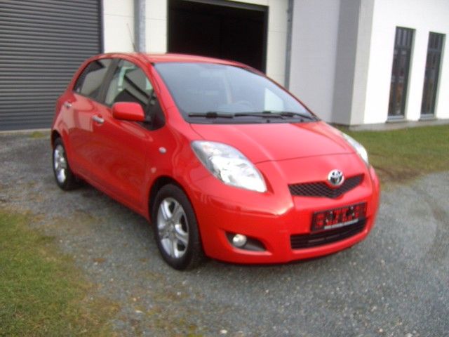 Toyota Yaris Edition/Klima/Bluetooth/Alufelgen/wenig KM