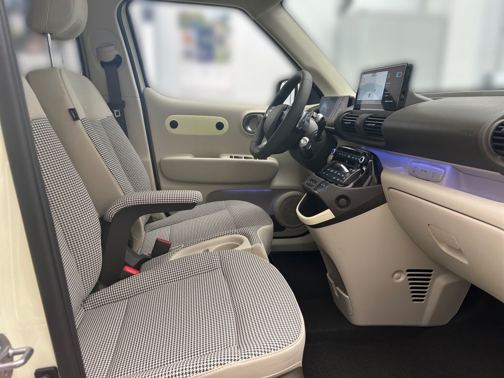 Fahrzeugabbildung Hyundai INSTER EV 49 kWh Prime 2xKlima 360 AUT KlimaA SD