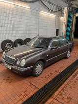Mercedes-Benz MERCEDES E 230 W210 ELEGANCE - Mercedes-Benz E 230 von privat