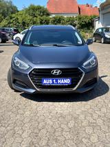 Hyundai i40 CW*1.Hand*NUR 65000KM*Scheckheft!!* - Hyundai i40: Kombi