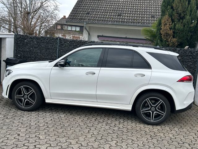 Mercedes-Benz GLE 300 d 4Matic*AMG-LINE*ALCANTARA*KAMERA*TOP*