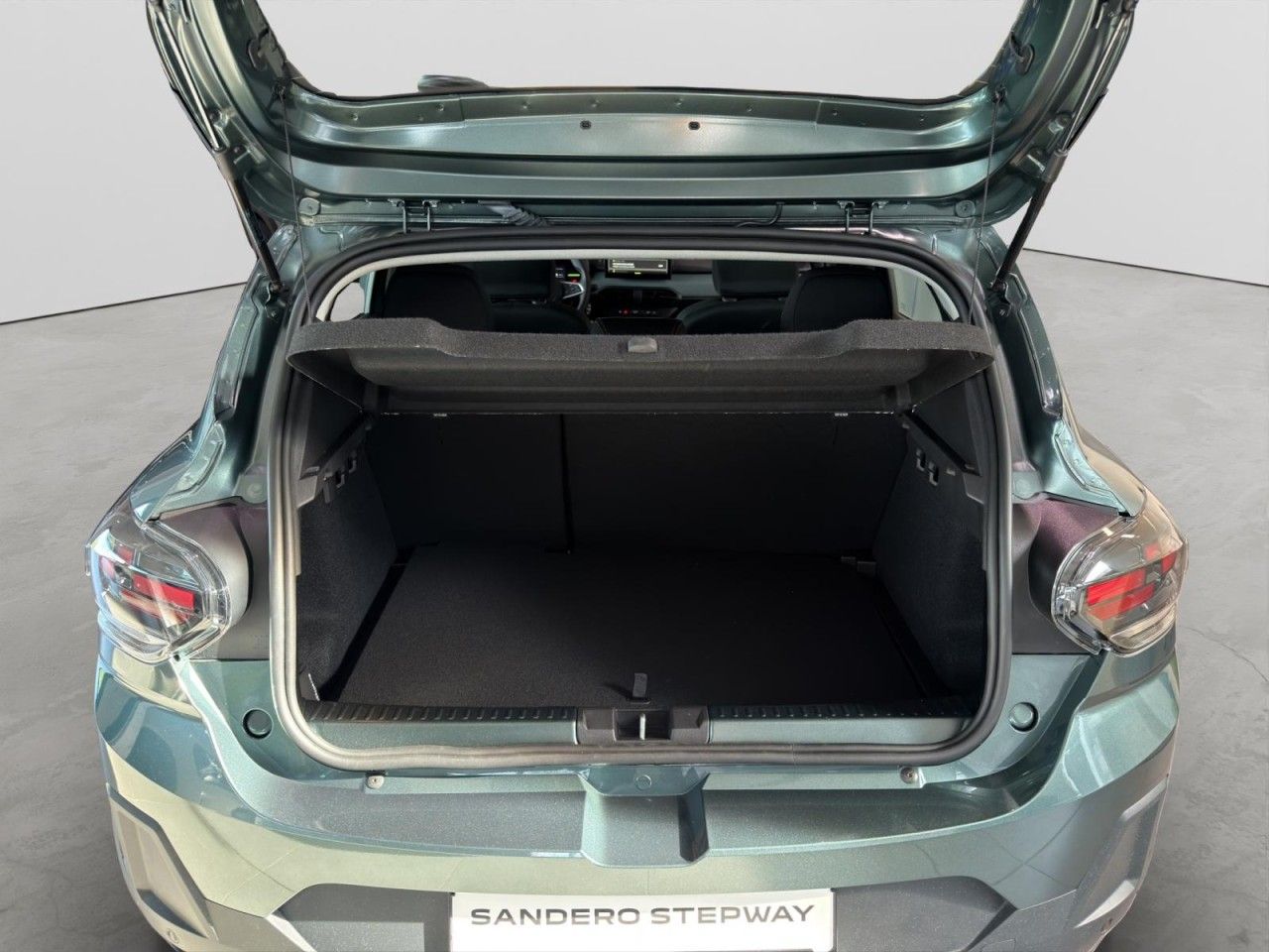 Dacia Sandero - Bild 8
