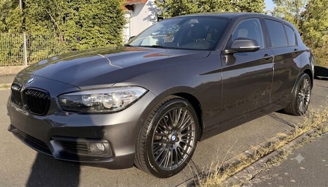 BMW 118d M-Interieur ACC LED Automatik AHK Navi H&amp;K