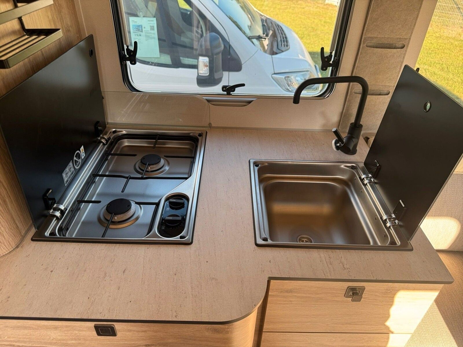 Fahrzeugabbildung Eura Mobil Profila RS PRS 720 QF Automatik/Plus Paket Alde