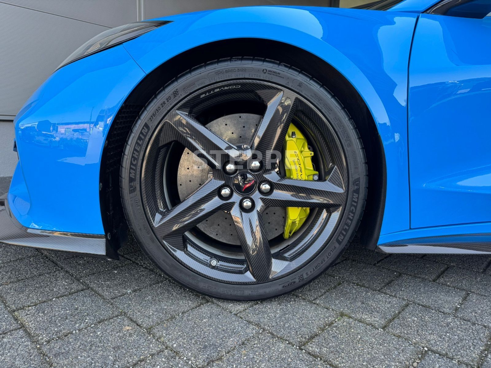 Corvette C8 E-Ray 6,2 3LZ Coupe EU-Mod. Carbon Wheels