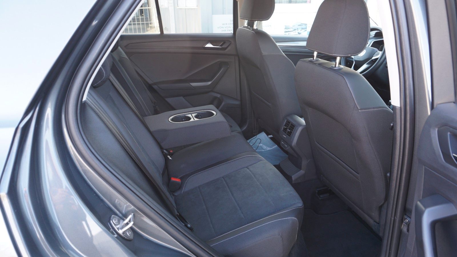 Fahrzeugabbildung Volkswagen T-Roc Style, Kamera, Navi, AHK, LED, IQ.Drive+WR