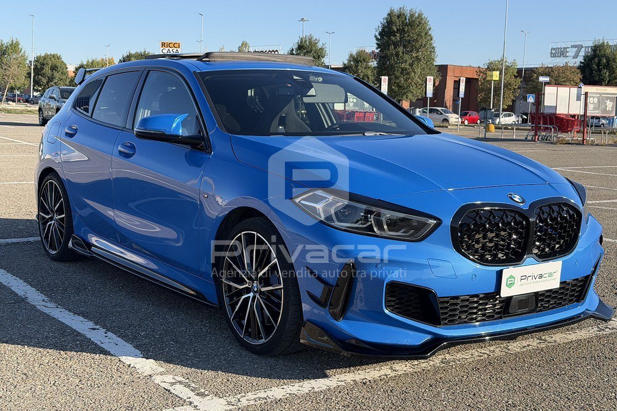 BMW M 135i xDrive imagem 3
