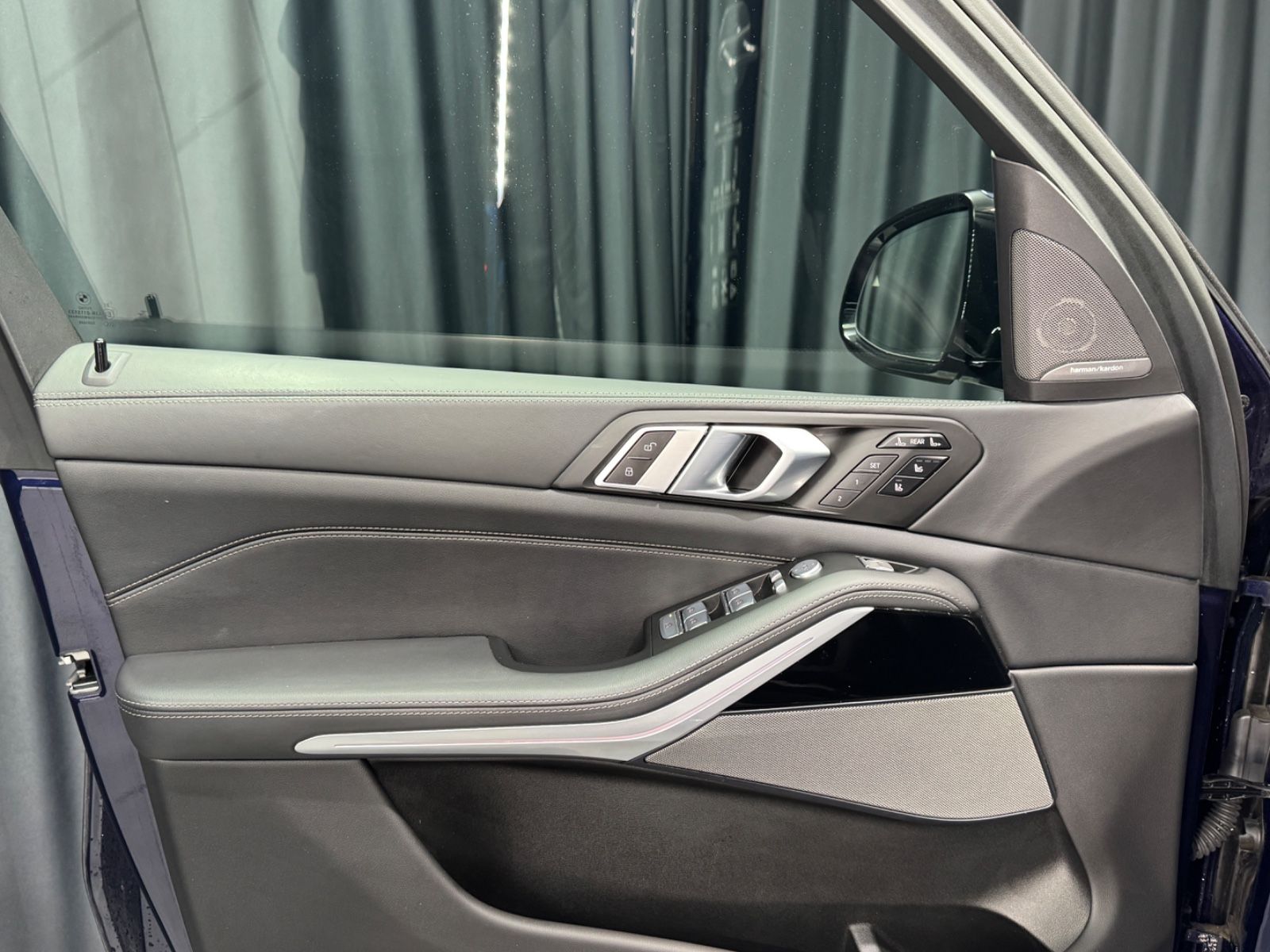 Fahrzeugabbildung BMW X7 xDrive 40 d M SPORT PRO|SKY-LOUNGE|MASSAGE|