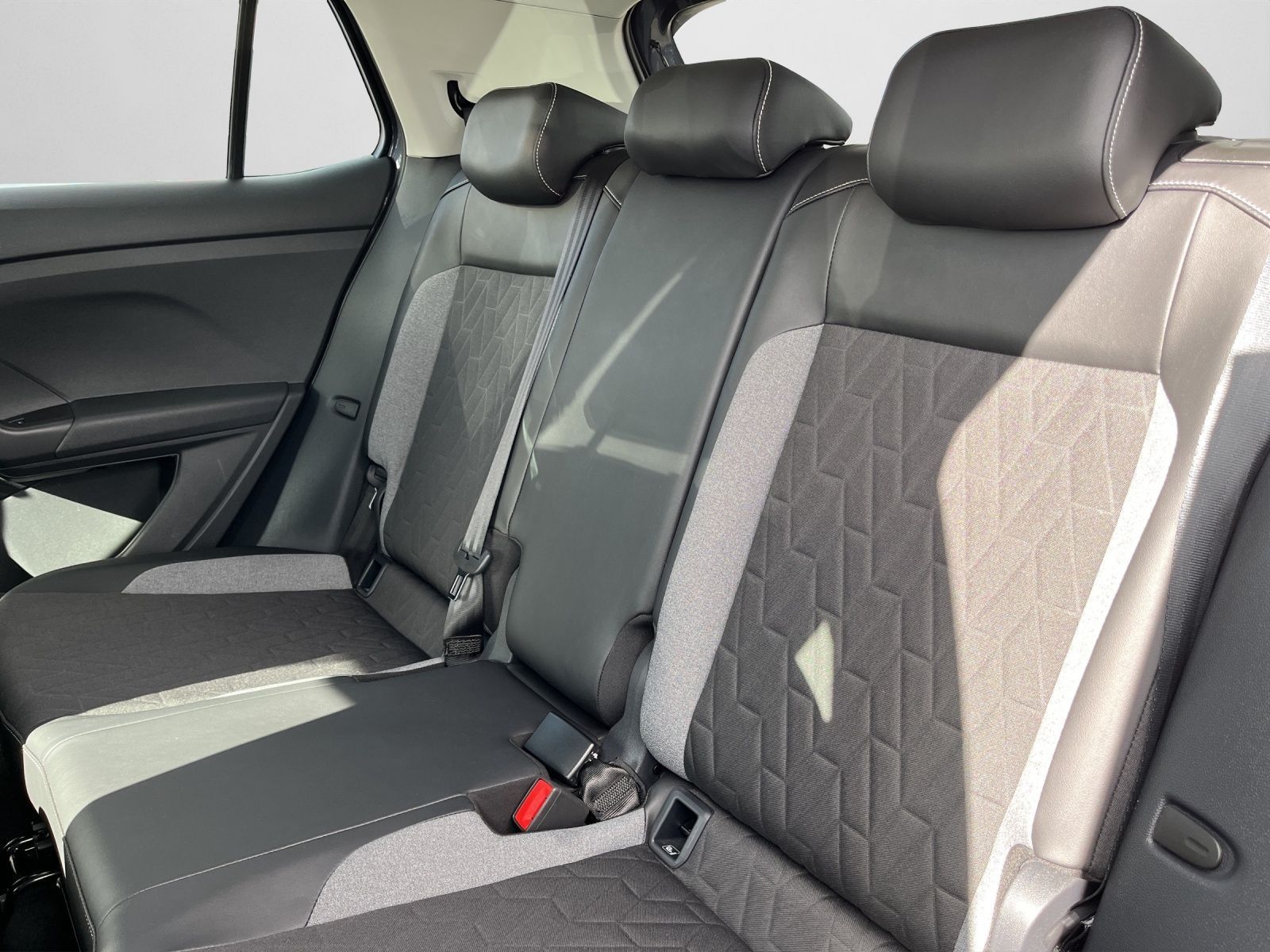 Volkswagen T-Cross - Bild 14