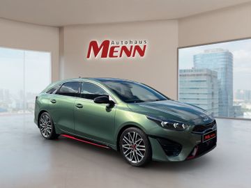 Kia ProCeed 1.6T DCT7 GT Navi Memory Kamera Glasdach