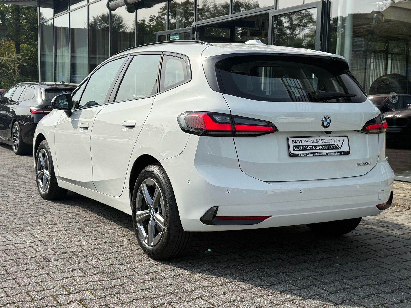 BMW 220 Active Tourer - Bild 4
