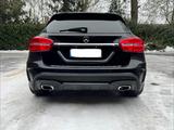 Mercedes-Benz GLA 250 AMG - Night - Parkass - Leder - Mercedes-Benz GLA-Klasse von privat