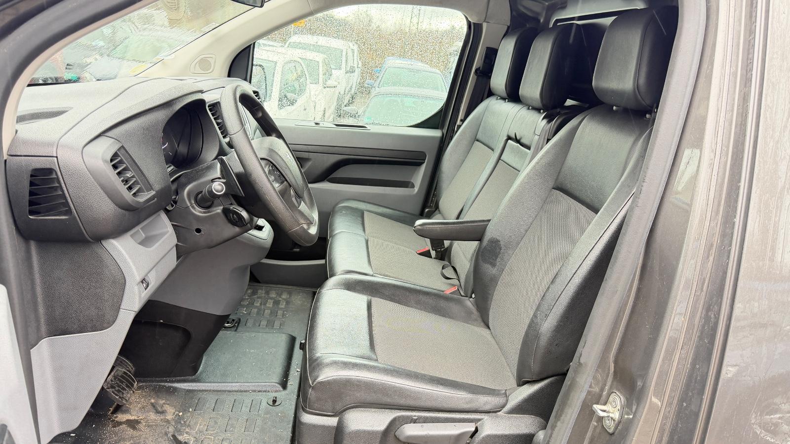 Peugeot Expert Kasten Pro L1