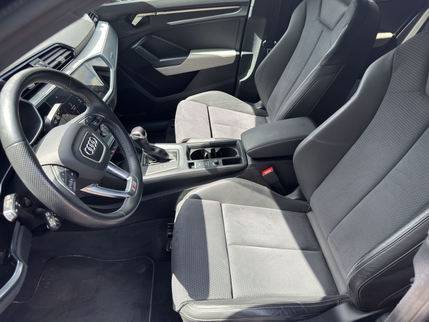 Audi Q3 Sportback 45 TFSI quattro S line AHK KAMERA F foto 18