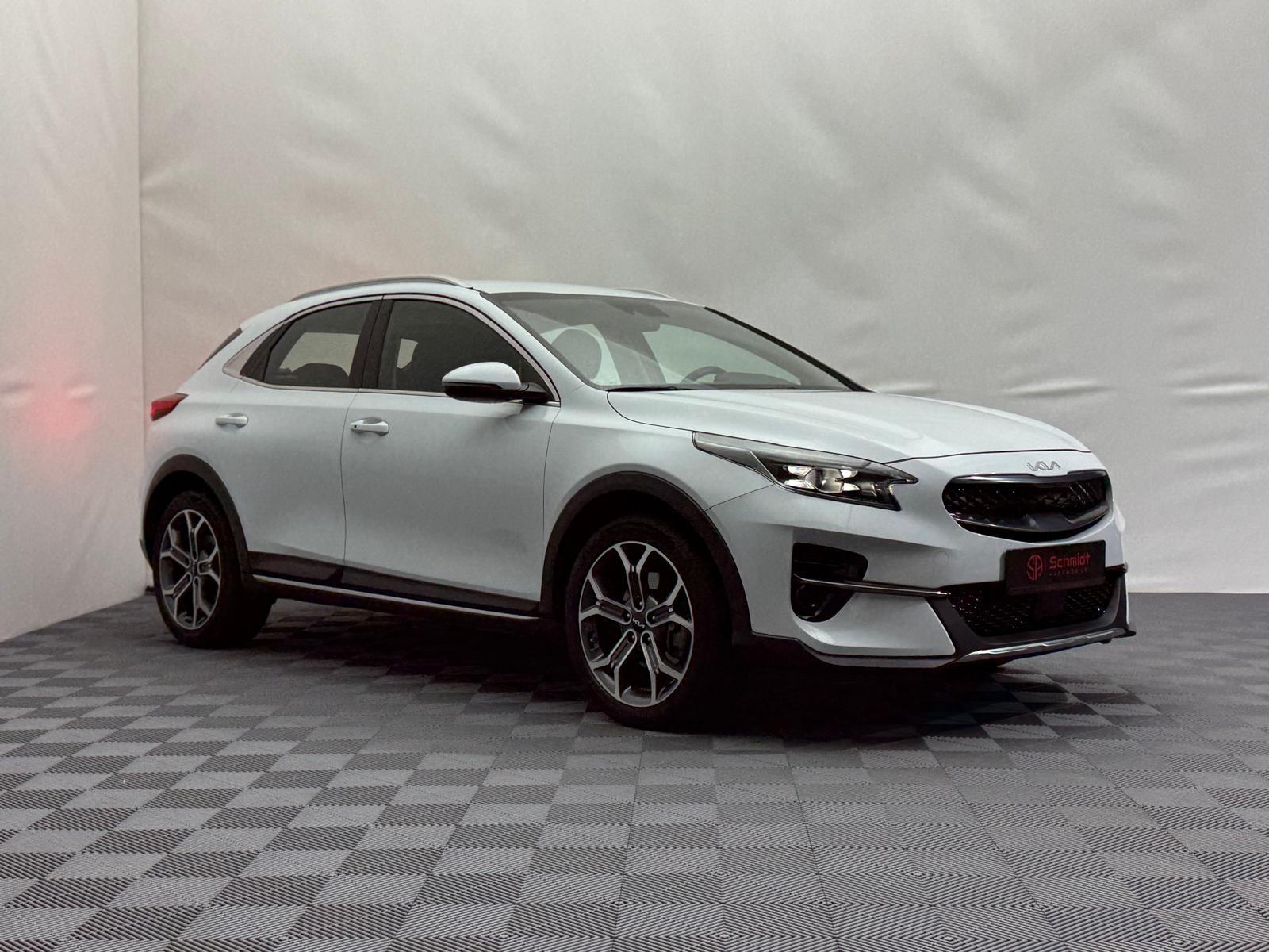 Kia XCeed Spirit Plug-in Hybrid LED PDC ACC 