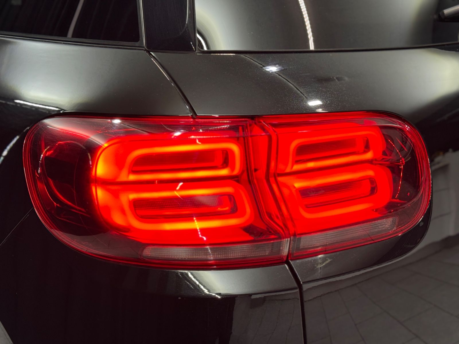 Fahrzeugabbildung Citroën C5 Aircross Feel|AUTOMATIK|KAMERA|PDC|1.HAND