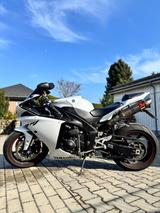 Yamaha YZF-R1 - YAMAHA YZ
